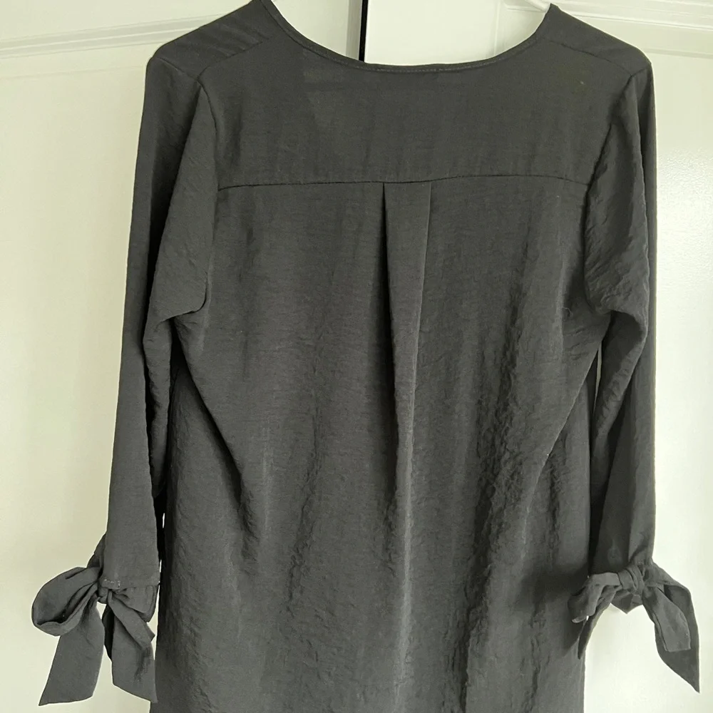 Blouse - Picture 2 of 4